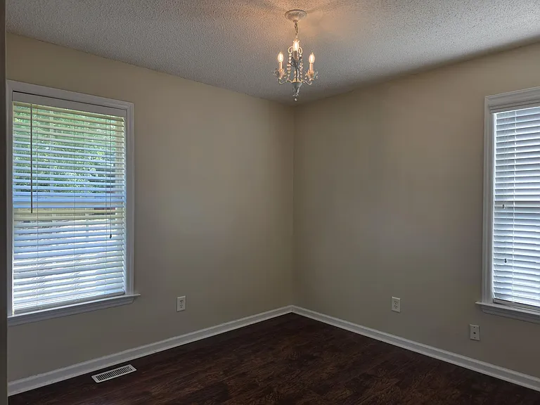 100 Parrish Farm Ln — Photo 14