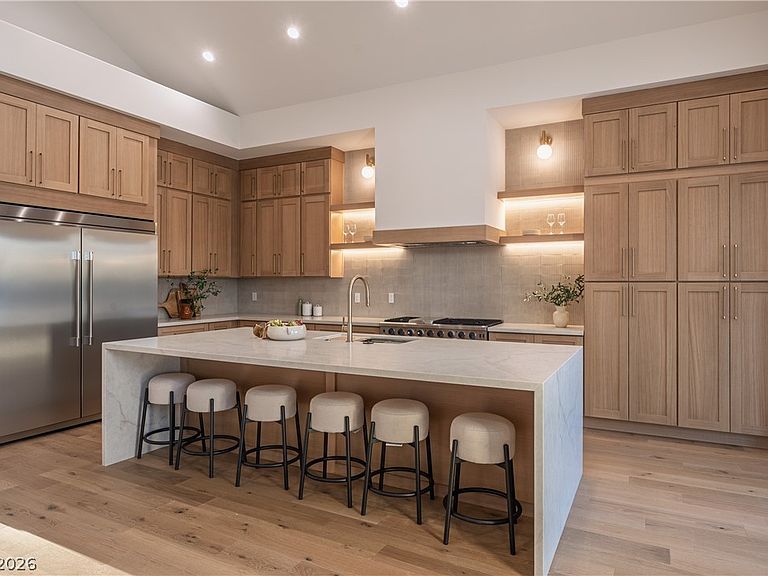 8800 Lusso Ct, Las Vegas, NV