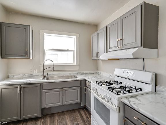 4th image of 1311 17th St NW