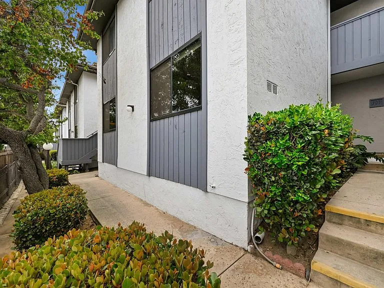 3215 Midway Dr #703 — Photo 15