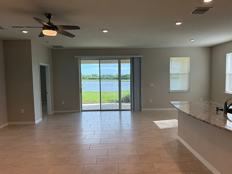 5740 Woodland Sage Dr — Photo 10
