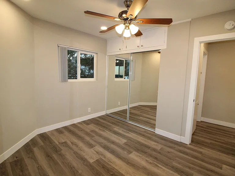 FOOTHILL VILLAGE — Photo 99