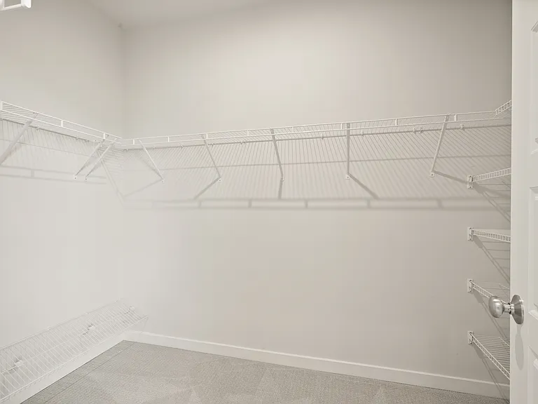 42348 Zenith Ter — Photo 36
