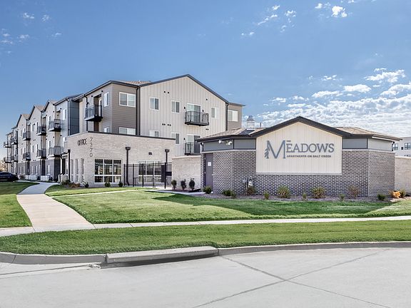 2nd image of 7370 Husker Cir #5-305