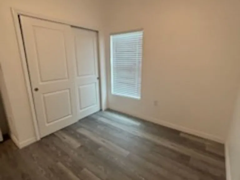 2028 NE 8th Pl — Photo 15