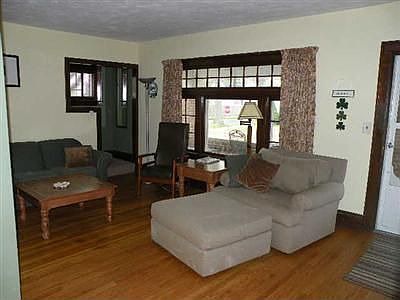 2nd image of 16501 Melgrave Ave