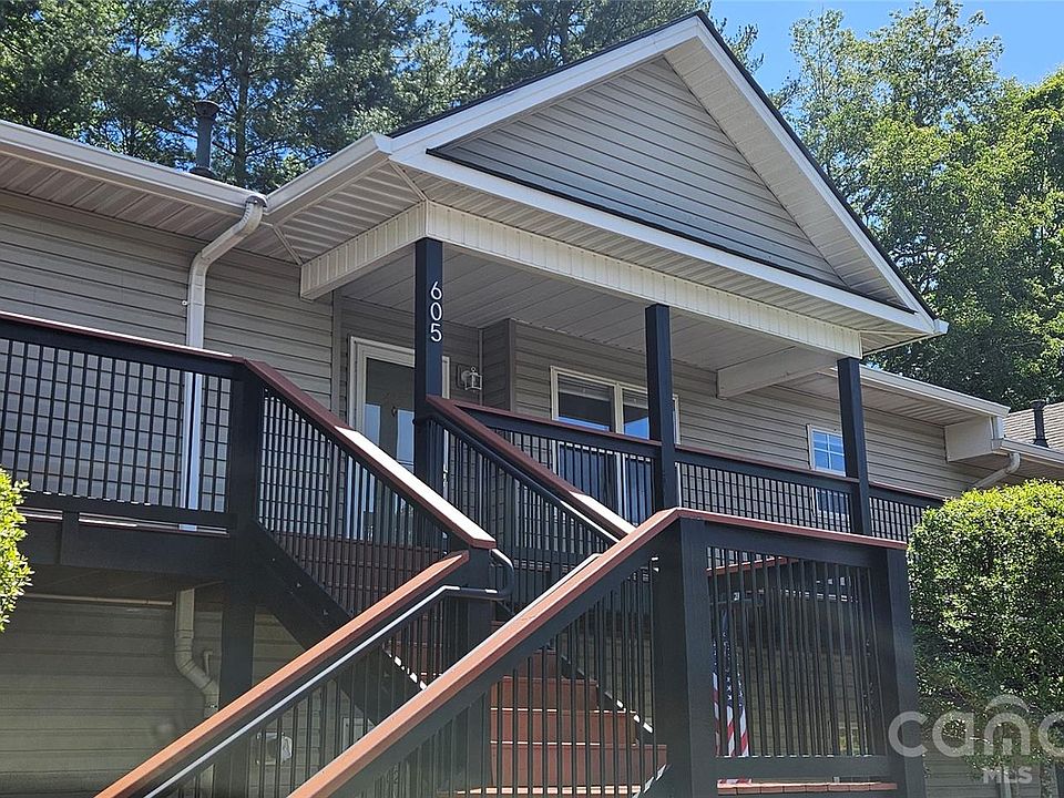 1st image of 605 Carlyle Way
