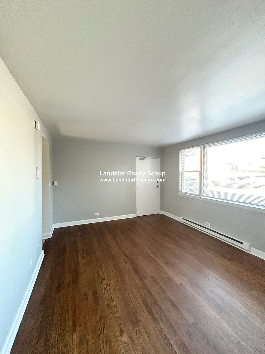 Building Photo - 7632.5 N Milwaukee Ave #1A