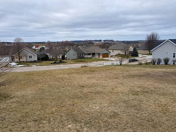 4th image of 603 Uplands Dr