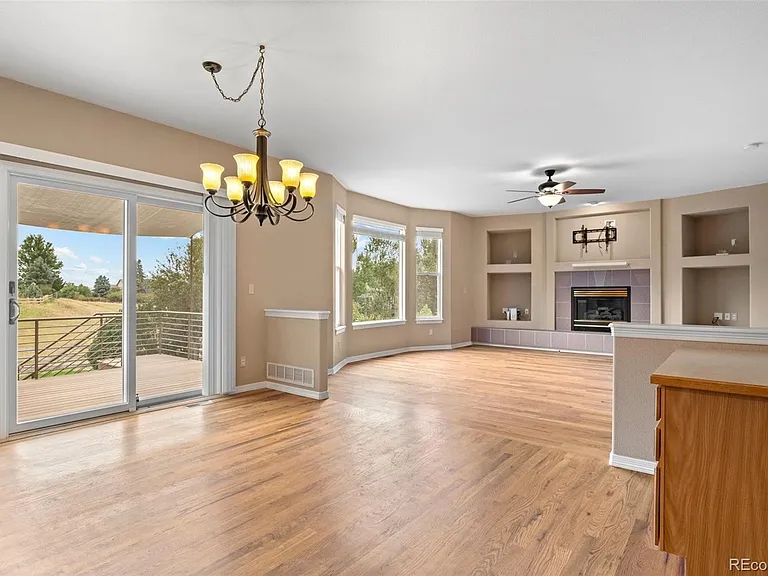 11625 Pine Grove Ln — Photo 10