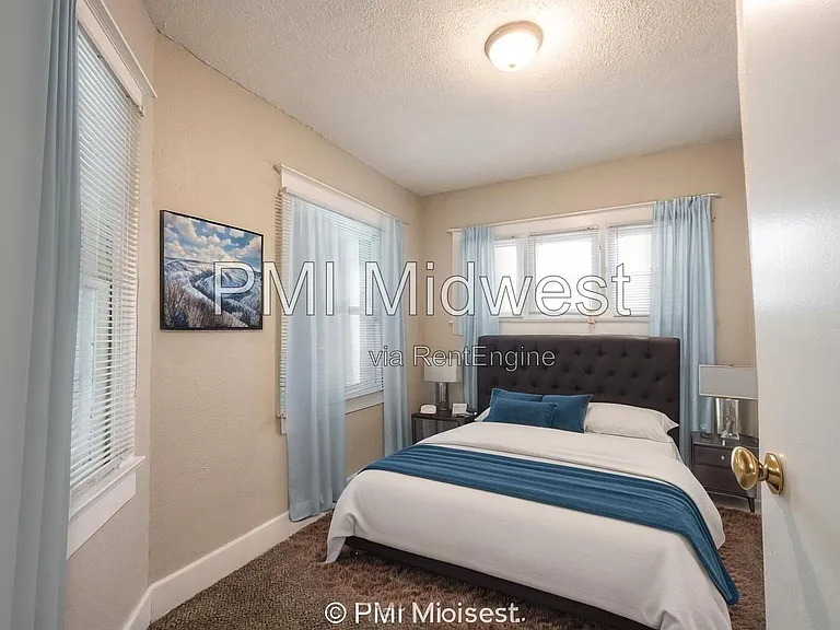 130 N Gladstone Ave — Photo 18