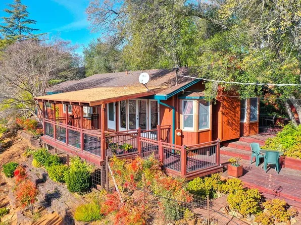 570 Taylor Rd, Newcastle, CA 95658