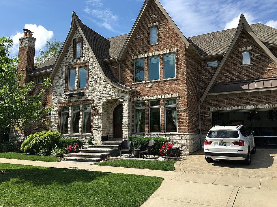 2nd image of 338 N Elm Ave