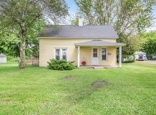 511 E State St, Scottville, MI 49454