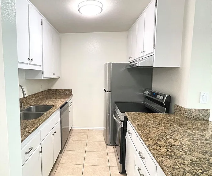3603 W Hidden Ln #306 — Photo 2