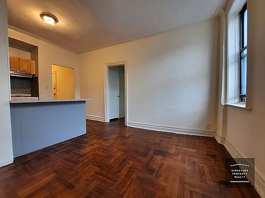 2nd image of 4109 9th Ave #11