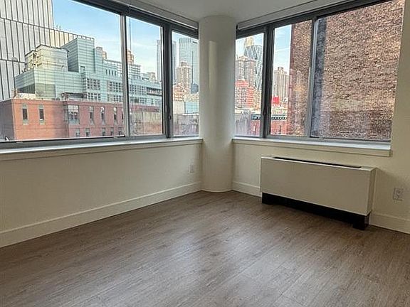 3rd image of 510 W 52nd St APT 5H