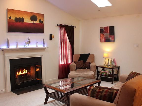 Living Room 1st view