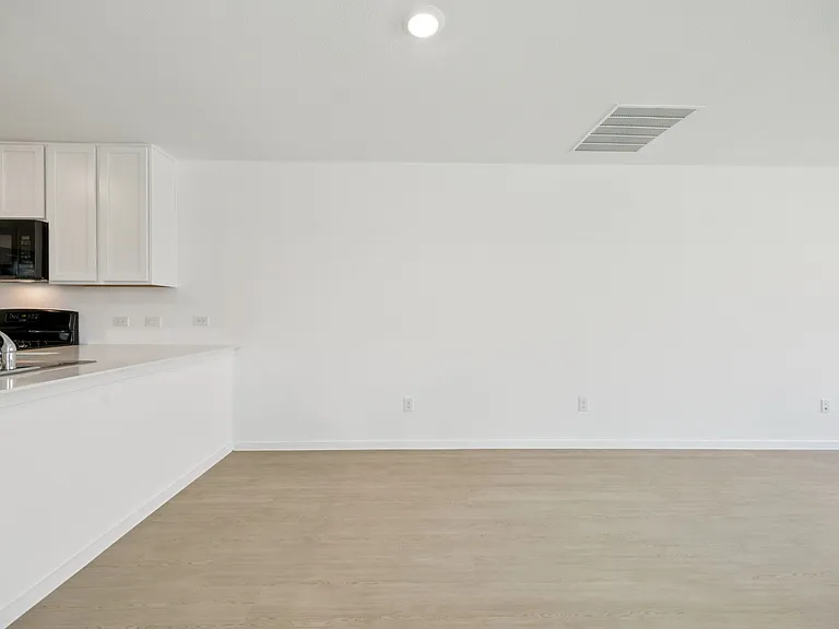 11522 Gammon Ave — Photo 7