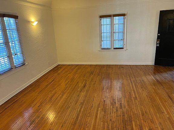 2nd image of 1011 N Alfred St #6