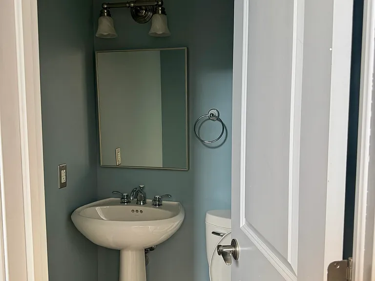 747 Windvue Dr — Photo 8