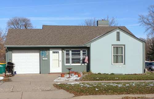92 10th Street, Windom, Mn 56101