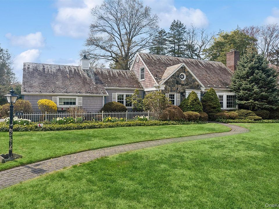 1st image of 89 Country Club Drive