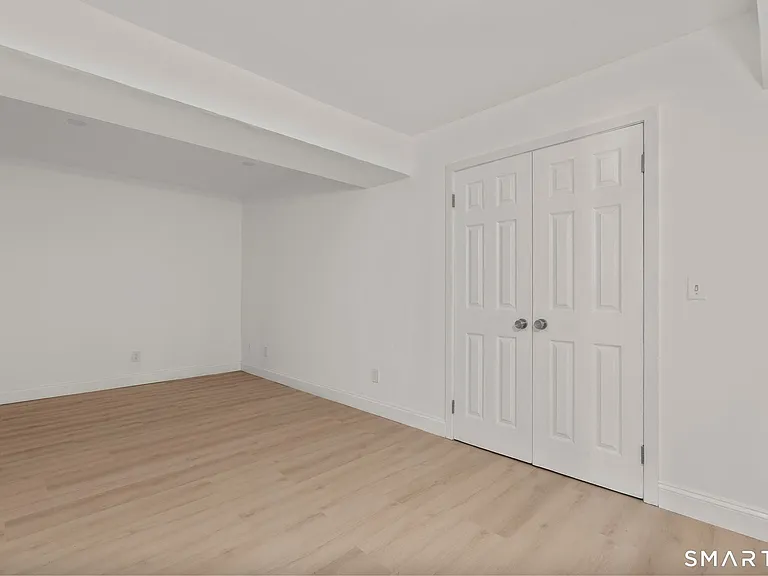 64 Soundview Ave #1 — Photo 9