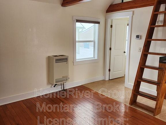 4th image of 417 Main St