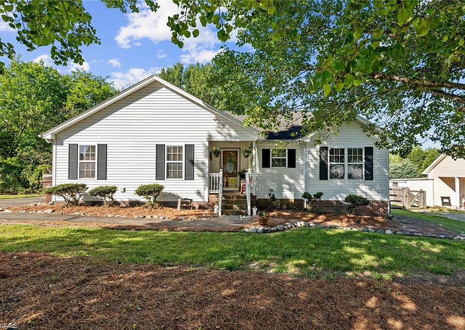 1st image of 2606 Durham Meadows Ct