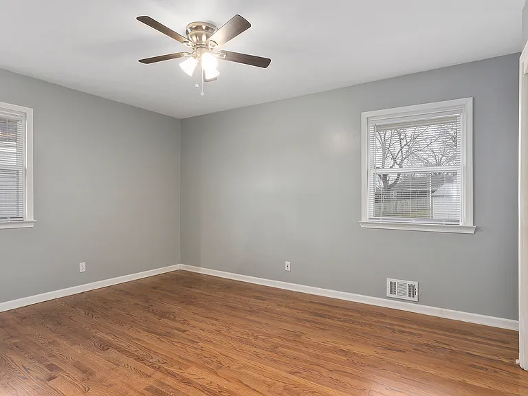 1306 SW 3rd St — Photo 23