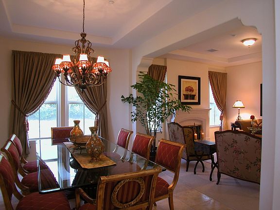 3rd image of 2167 Waterside Cir