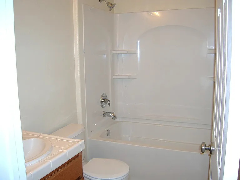 25514 Wharton Dr — Photo 2