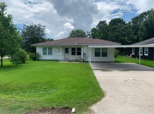 3101 Cherry St, Groves, TX 77619