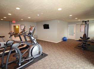212 W North St APT 105, Waukesha, WI 53188