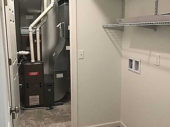 Utility/Washer Dryer room