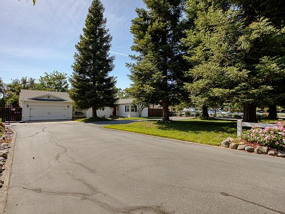2nd image of 3768 Cheryl Dr