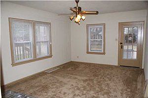 2nd image of 703 S Bennighof Ave