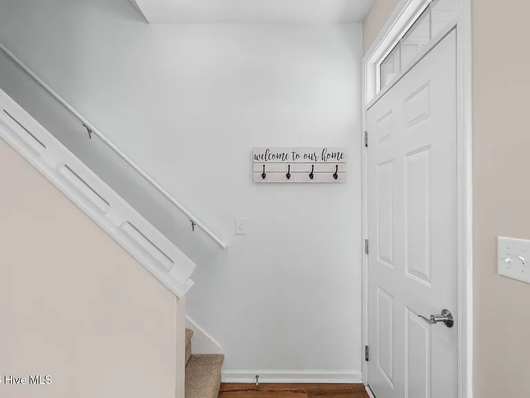1103 Pirates Landing Dr — Photo 30