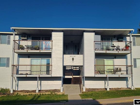 2nd image of 2916 Plumtree Dr