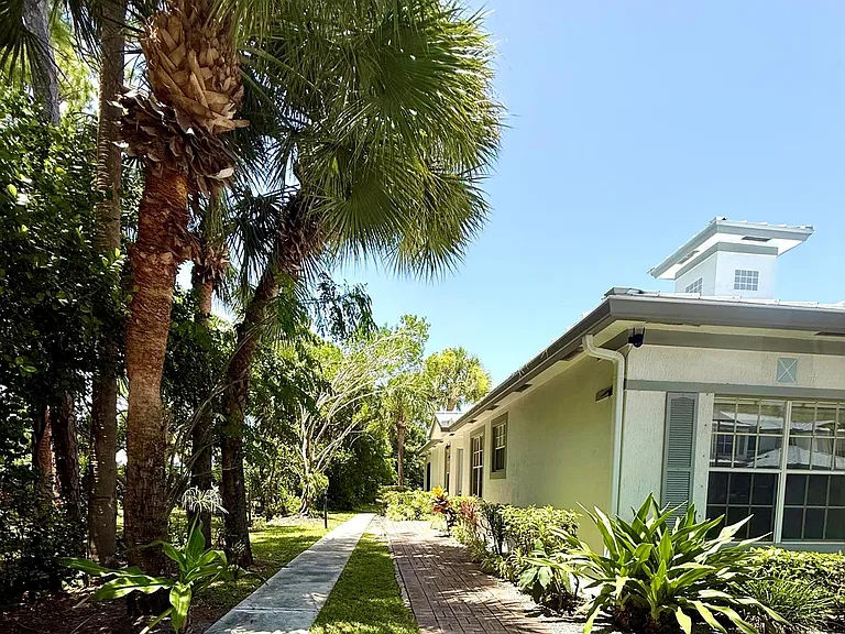 168 Coconut Key Ln — Photo 6