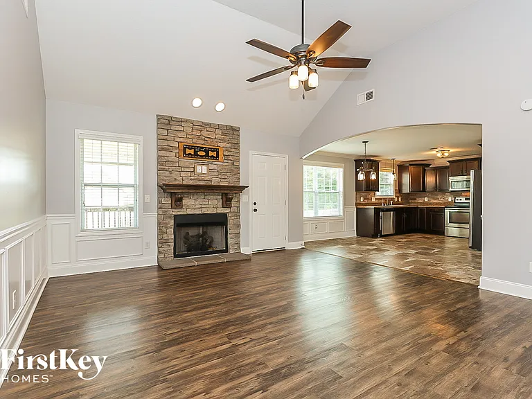700 Swift Fox Dr — Photo 4