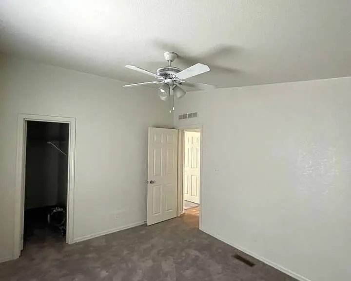 3560 Estes Park Dr — Photo 11