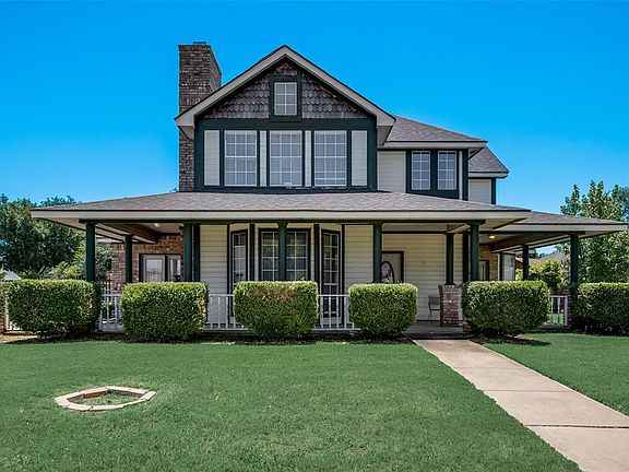 4th image of 132 Honeysuckle Dr