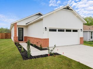 115 Sycamore St, Hillsboro, TX 76645