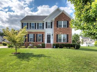 13806 Parsons Bay Dr, Chester, VA 23836