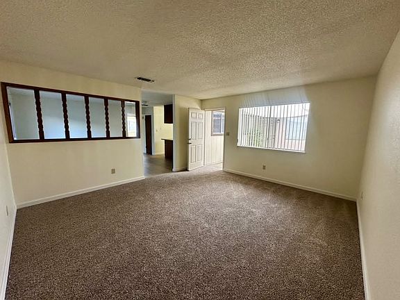 4th image of 3320 Windmill Dr