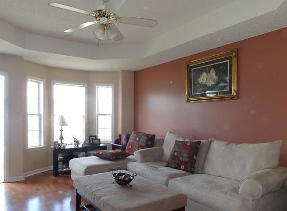 3rd image of 230 Grassmire Dr