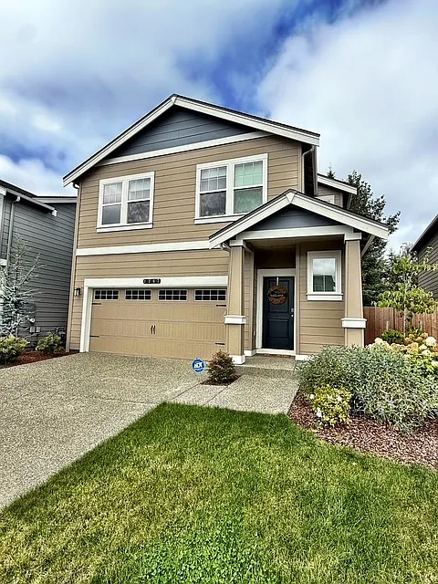 1367 Southwest Fielder Place - 1 — Photo 1
