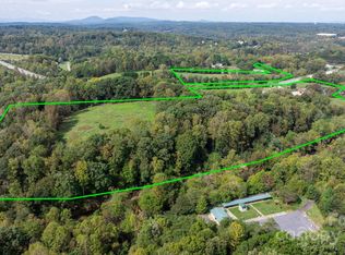 2560 Brookford Blvd, Hickory, NC 28602